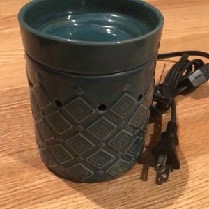 Medium size Scentsy burner